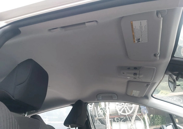 Toyota Prius cena 69900 przebieg: 32803, rok produkcji 2018 z Pyskowice małe 137